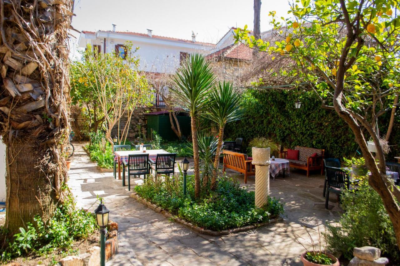 Begonville Pansiyon Side Exterior photo